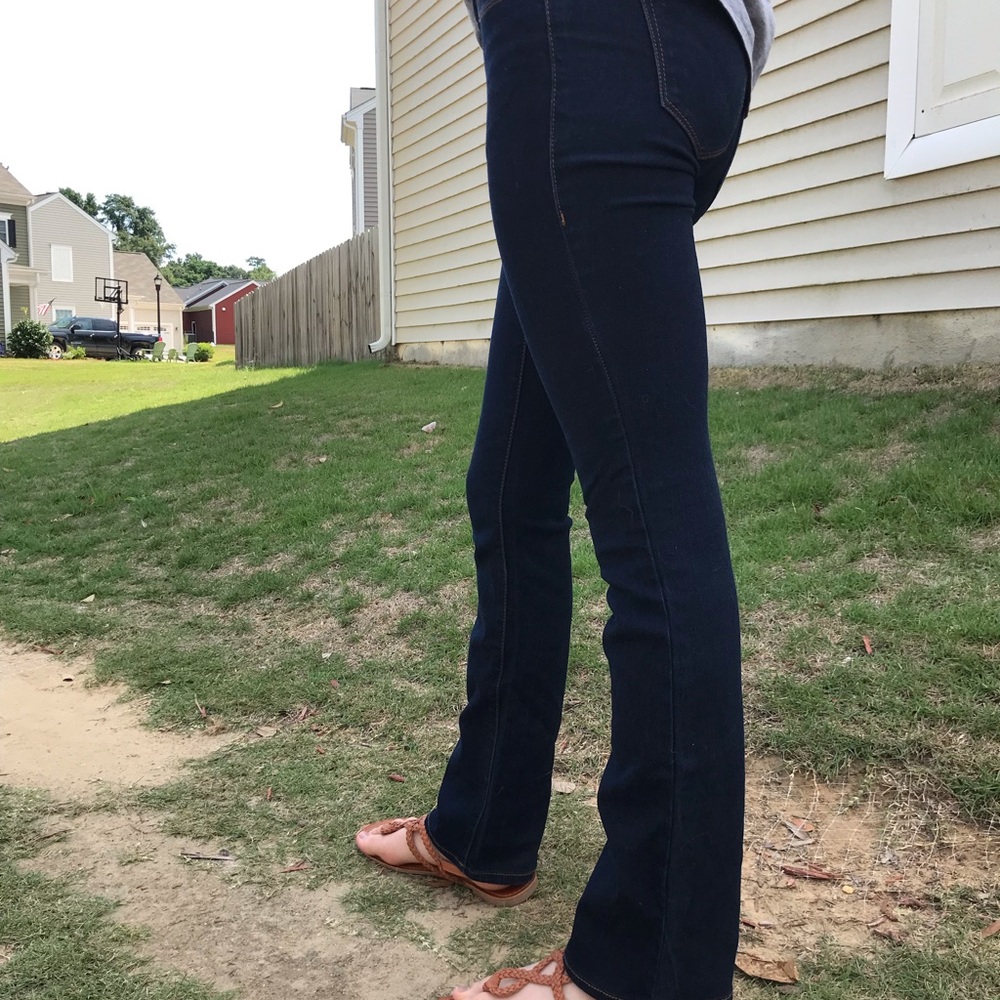 Low Rise Jeans - Picture 3 of 5